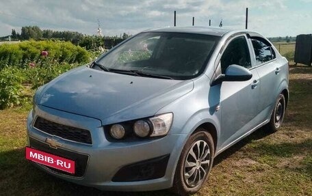 Chevrolet Aveo III, 2014 год, 950 000 рублей, 4 фотография