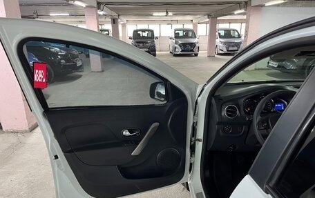 Renault Logan II, 2016 год, 695 000 рублей, 11 фотография