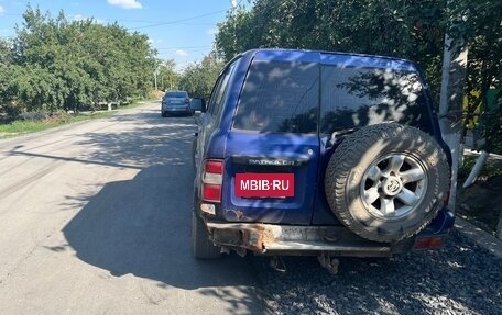 Nissan Patrol, 1998 год, 300 000 рублей, 4 фотография