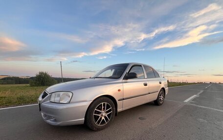 Hyundai Accent II, 2004 год, 390 000 рублей, 3 фотография