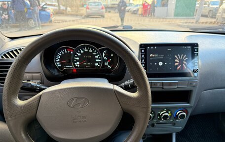 Hyundai Accent II, 2004 год, 390 000 рублей, 5 фотография