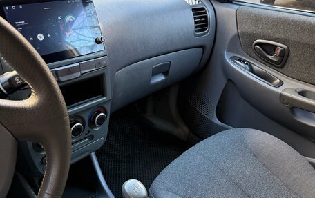 Hyundai Accent II, 2004 год, 390 000 рублей, 6 фотография