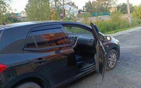 Toyota Auris II, 2008 год, 650 000 рублей, 3 фотография