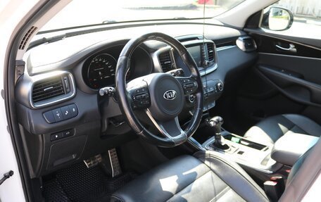 KIA Sorento III Prime рестайлинг, 2017 год, 2 370 000 рублей, 15 фотография