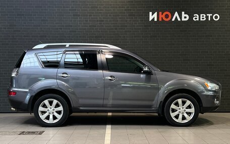Mitsubishi Outlander III рестайлинг 3, 2010 год, 1 349 000 рублей, 4 фотография