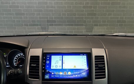 Mitsubishi Outlander III рестайлинг 3, 2010 год, 1 349 000 рублей, 14 фотография
