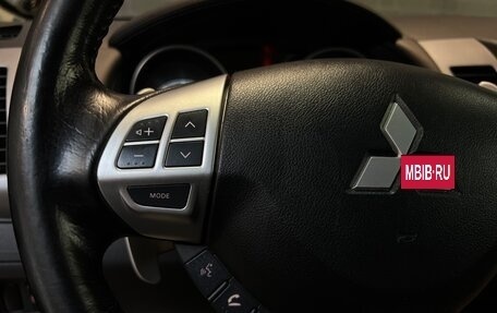 Mitsubishi Outlander III рестайлинг 3, 2010 год, 1 349 000 рублей, 20 фотография