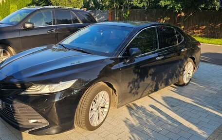 Toyota Camry, 2019 год, 2 999 000 рублей, 3 фотография