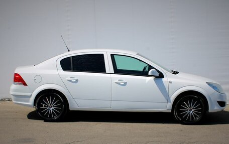 Opel Astra J, 2014 год, 640 000 рублей, 8 фотография