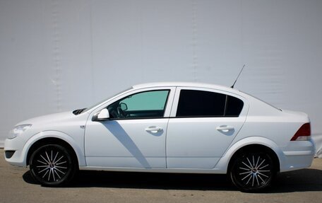 Opel Astra J, 2014 год, 640 000 рублей, 4 фотография
