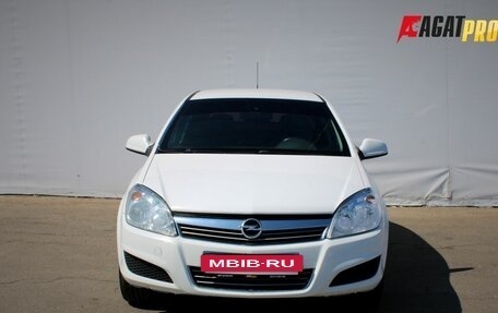 Opel Astra J, 2014 год, 640 000 рублей, 2 фотография