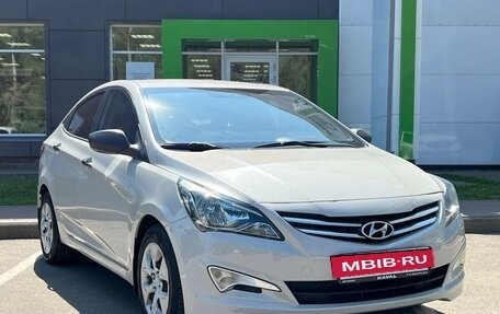 Hyundai Solaris II рестайлинг, 2015 год, 770 000 рублей, 3 фотография