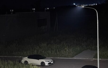 Toyota Camry, 2020 год, 3 000 000 рублей, 4 фотография