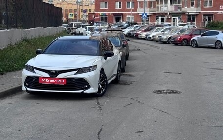 Toyota Camry, 2020 год, 3 000 000 рублей, 7 фотография