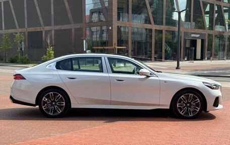 BMW 5 серия, 2024 год, 5 990 000 рублей, 8 фотография