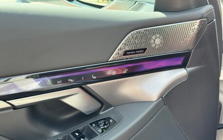 BMW 5 серия, 2024 год, 5 990 000 рублей, 14 фотография