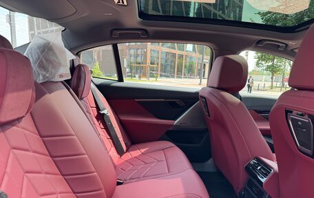 BMW 5 серия, 2024 год, 5 990 000 рублей, 32 фотография