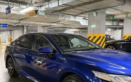 Toyota Camry, 2021 год, 3 150 000 рублей, 8 фотография