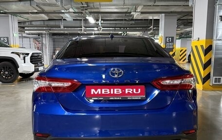 Toyota Camry, 2021 год, 3 150 000 рублей, 10 фотография