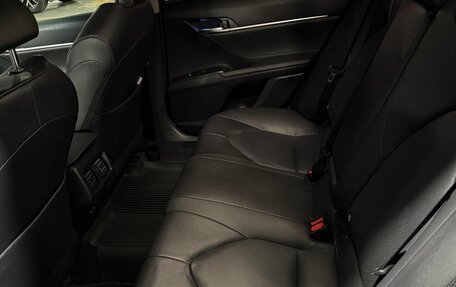 Toyota Camry, 2021 год, 3 150 000 рублей, 21 фотография