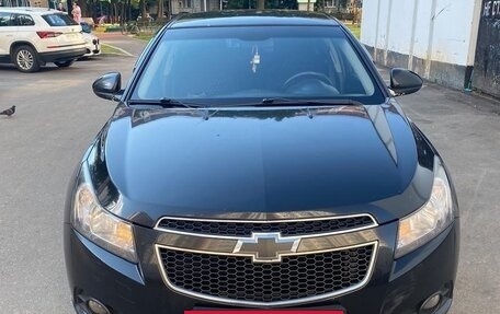 Chevrolet Cruze II, 2011 год, 800 000 рублей, 3 фотография