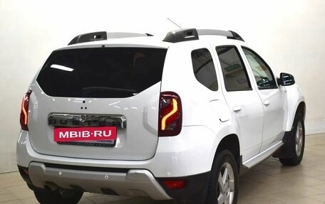 Renault Duster I рестайлинг, 2016 год, 1 047 000 рублей, 4 фотография