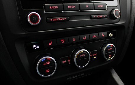 Volkswagen Jetta VI, 2012 год, 995 000 рублей, 14 фотография