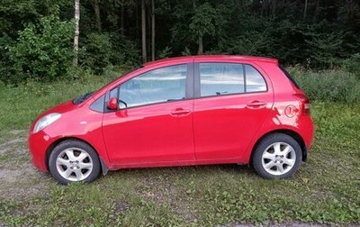 Toyota Yaris III рестайлинг, 2007 год, 555 000 рублей, 1 фотография