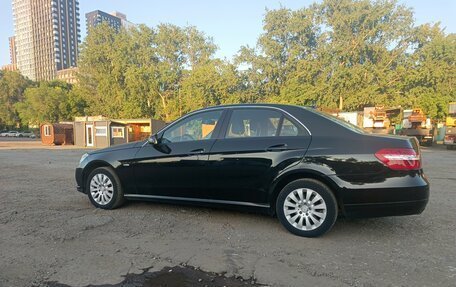 Mercedes-Benz E-Класс, 2011 год, 1 400 000 рублей, 6 фотография