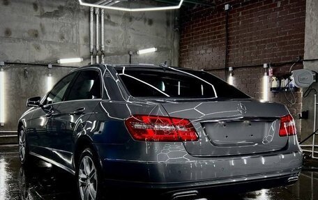 Mercedes-Benz E-Класс, 2012 год, 1 870 000 рублей, 3 фотография