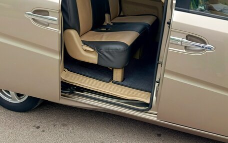 Honda Stepwgn III, 2005 год, 1 100 000 рублей, 10 фотография