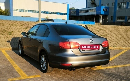 Volkswagen Jetta VI, 2014 год, 1 500 000 рублей, 14 фотография