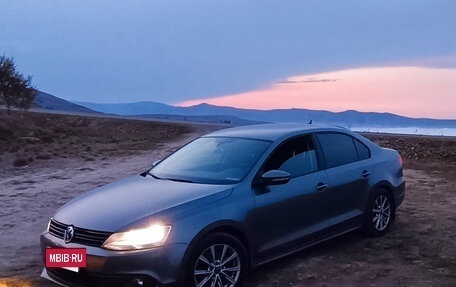 Volkswagen Jetta VI, 2014 год, 1 500 000 рублей, 2 фотография