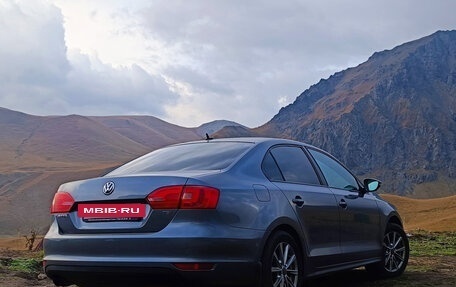 Volkswagen Jetta VI, 2014 год, 1 500 000 рублей, 3 фотография