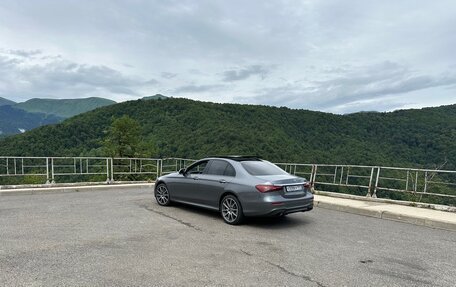 Mercedes-Benz E-Класс, 2021 год, 5 500 000 рублей, 6 фотография
