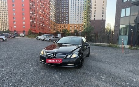 Mercedes-Benz E-Класс, 2011 год, 1 680 000 рублей, 2 фотография
