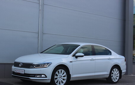 Volkswagen Passat B8 рестайлинг, 2016 год, 1 895 000 рублей, 5 фотография