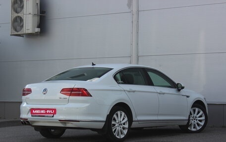 Volkswagen Passat B8 рестайлинг, 2016 год, 1 895 000 рублей, 2 фотография