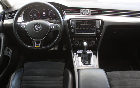 Volkswagen Passat B8 рестайлинг, 2016 год, 1 895 000 рублей, 7 фотография
