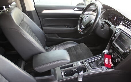 Volkswagen Passat B8 рестайлинг, 2016 год, 1 895 000 рублей, 16 фотография
