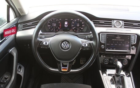 Volkswagen Passat B8 рестайлинг, 2016 год, 1 895 000 рублей, 20 фотография
