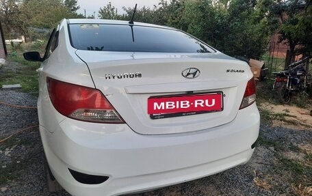 Hyundai Solaris II рестайлинг, 2013 год, 530 000 рублей, 4 фотография