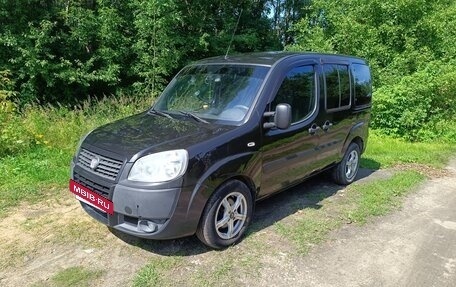 Fiat Doblo I, 2010 год, 650 000 рублей, 10 фотография