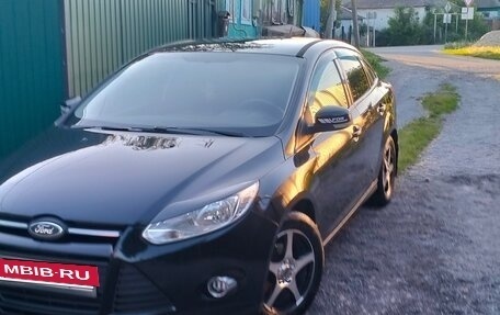Ford Focus III, 2011 год, 800 000 рублей, 2 фотография