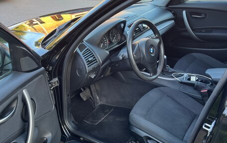 BMW 1 серия, 2010 год, 820 000 рублей, 16 фотография
