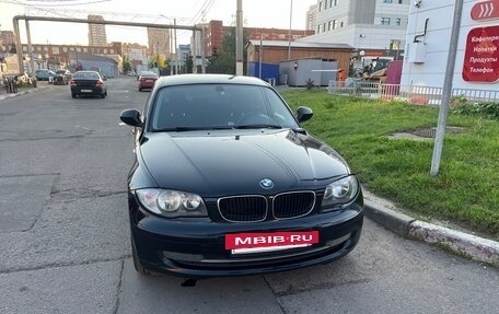 BMW 1 серия, 2010 год, 820 000 рублей, 10 фотография