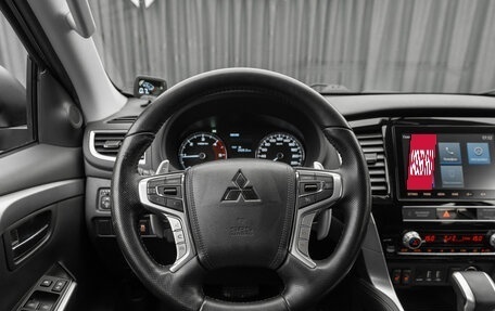 Mitsubishi Pajero Sport III рестайлинг, 2022 год, 4 150 000 рублей, 12 фотография