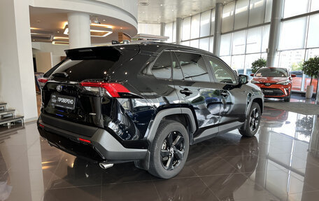 Toyota RAV4, 2021 год, 3 555 000 рублей, 9 фотография