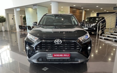 Toyota RAV4, 2021 год, 3 555 000 рублей, 6 фотография