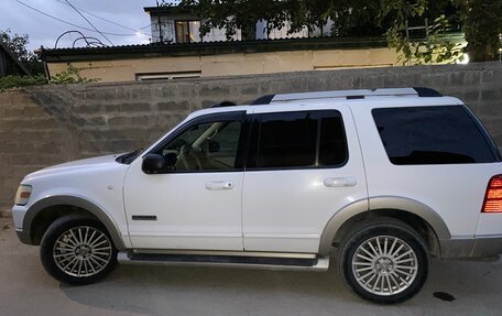 Ford Explorer IV, 2006 год, 1 050 000 рублей, 2 фотография